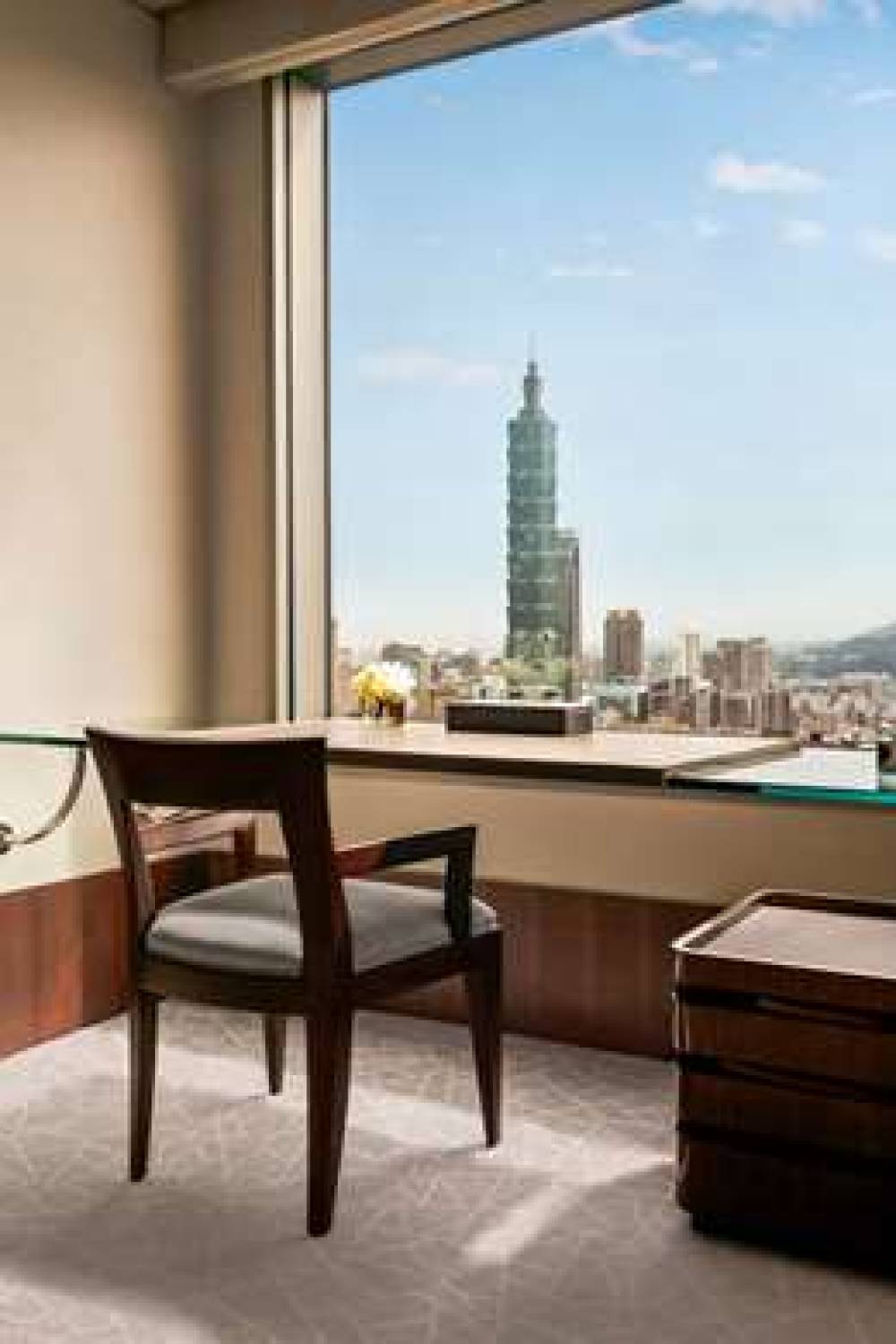 Shangri La Far Eastern Plaza Hotel Taipei 5