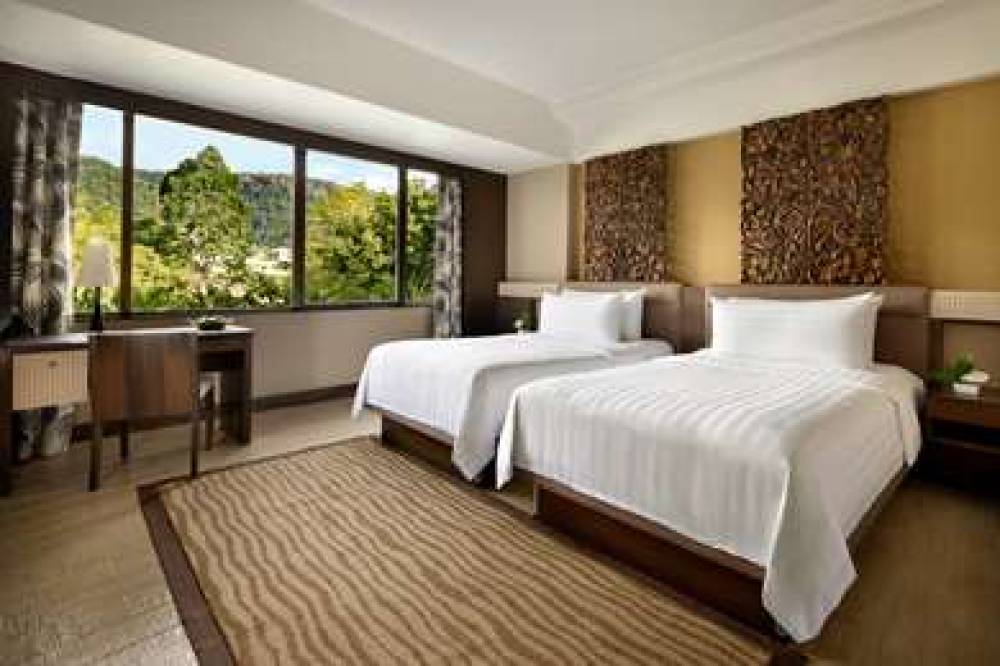 SHANGRI-LA GOLDEN SANDS 10