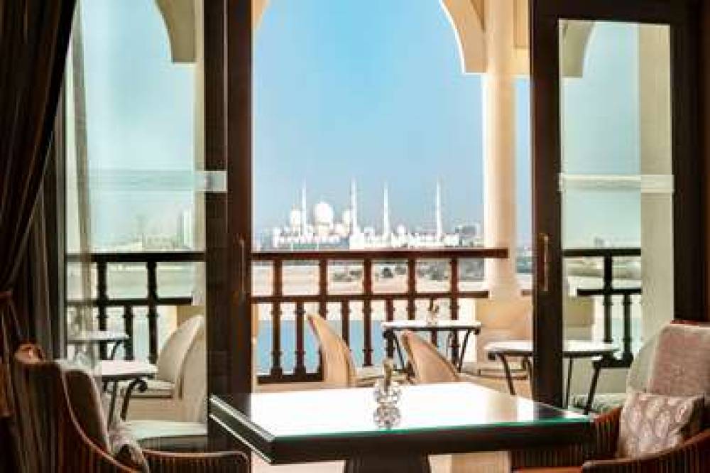 Shangri La Hotel Qaryat Al Beri Abu Dhabi 7