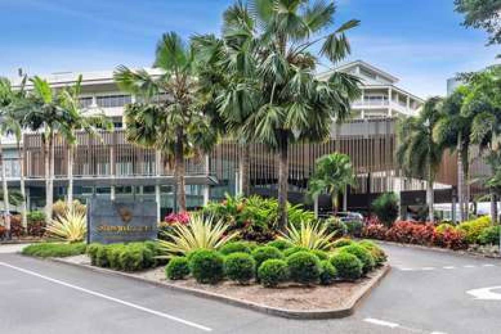 Shangri La Hotel The Marina Cairns