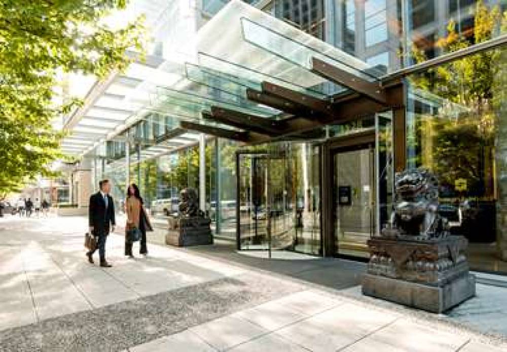 Shangri La Hotel Vancouver 1