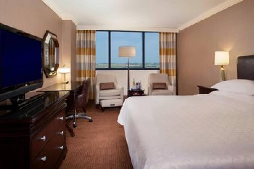 Sheraton DFW Airport Hotel 6