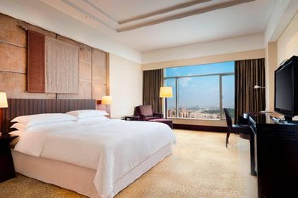 Sheraton Dongguan Hotel 6