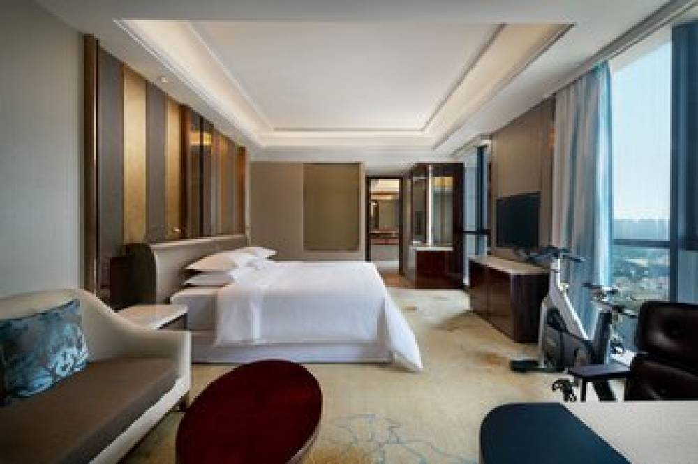 Sheraton Grand Zhengzhou Hotel 6