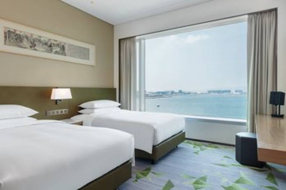 Sheraton Hong Kong Tung Chung Hotel 7