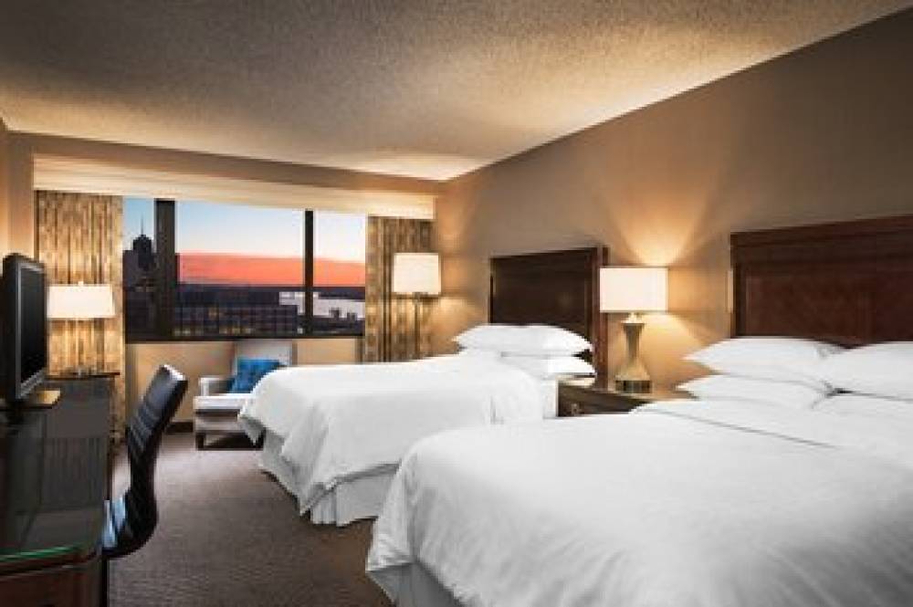 Sheraton Memphis Downtown Hotel 7