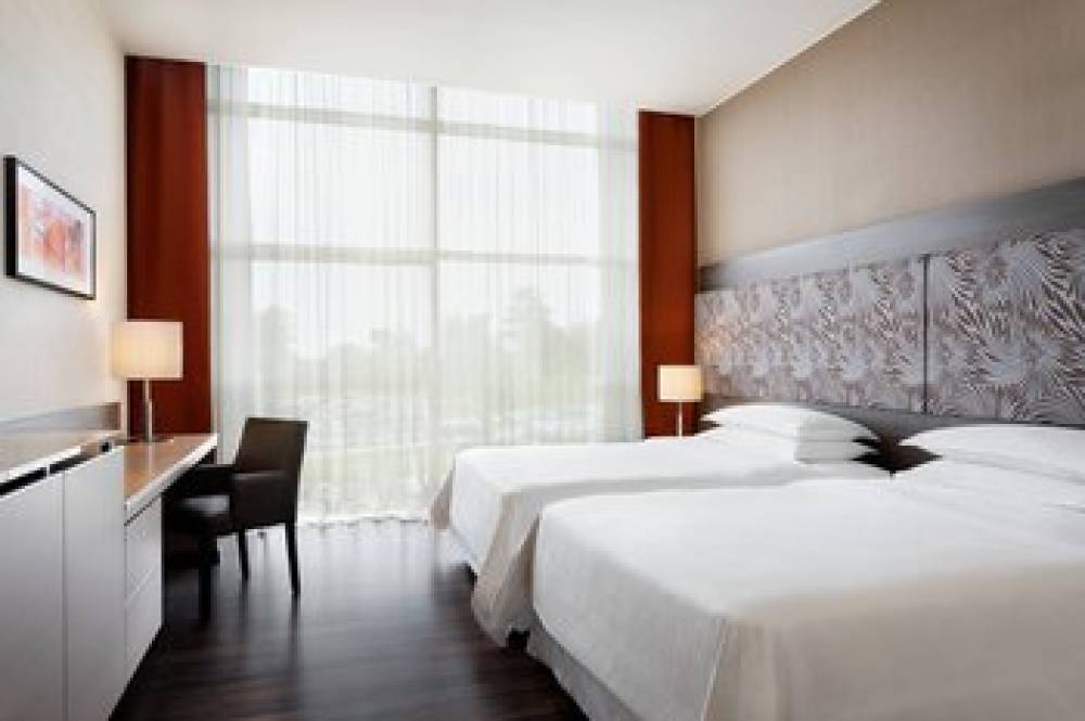 Sheraton Milan Malpensa Airport Hotel And Conference Centre 8