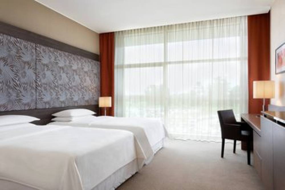 Sheraton Milan Malpensa Airport Hotel And Conference Centre 7