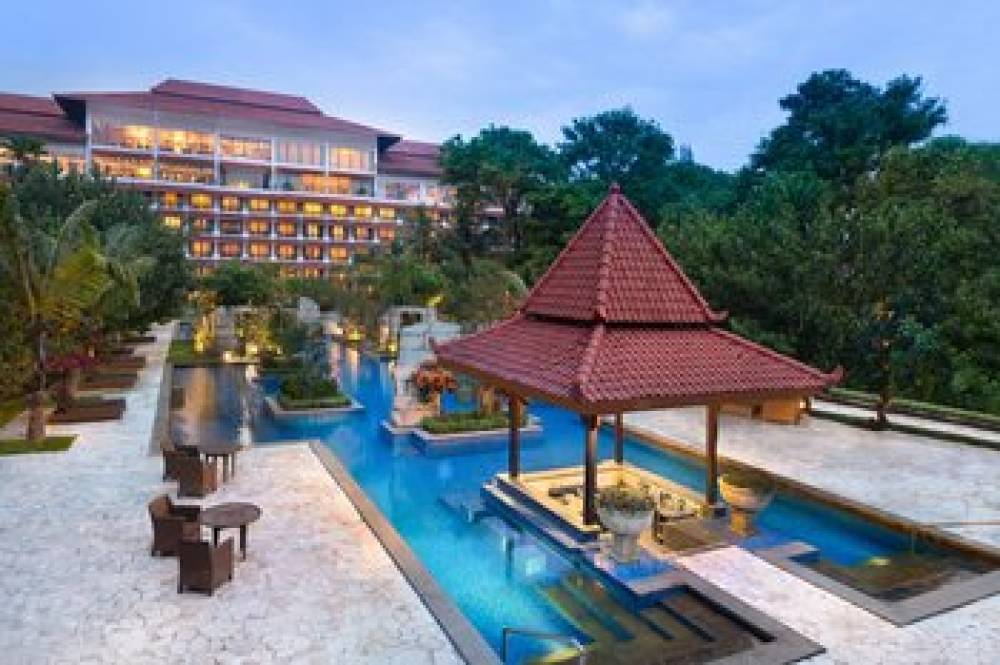 Sheraton Mustika Yogyakarta Resort And Spa 1