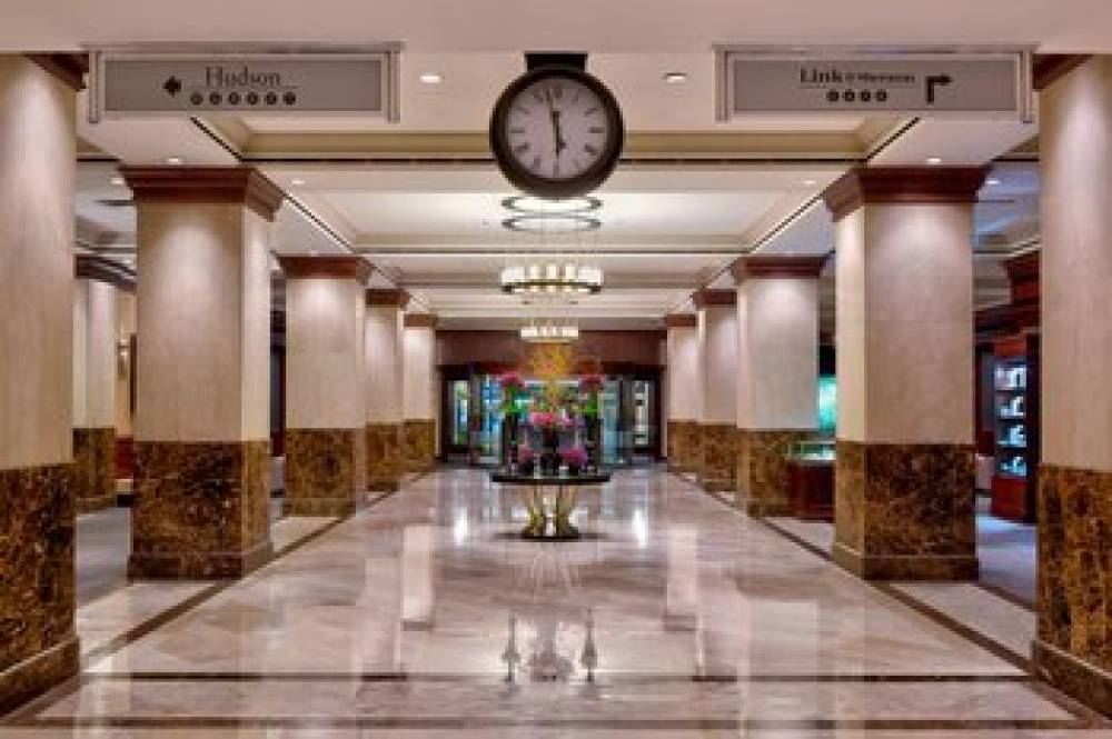 Sheraton New York Times Square Hotel 3