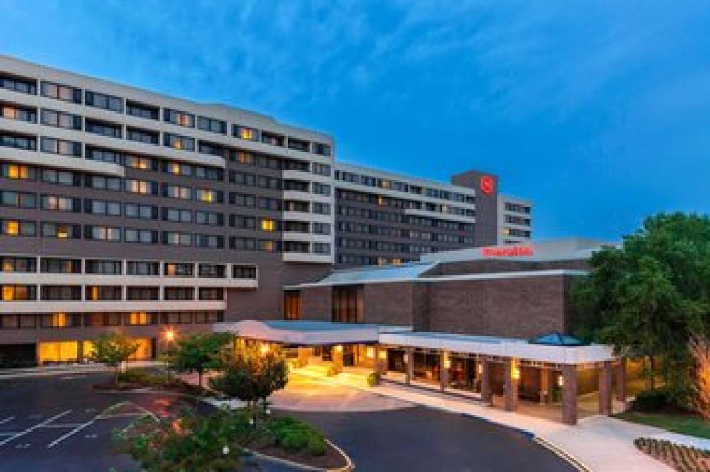 Sheraton Norfolk Waterside Hotel 3