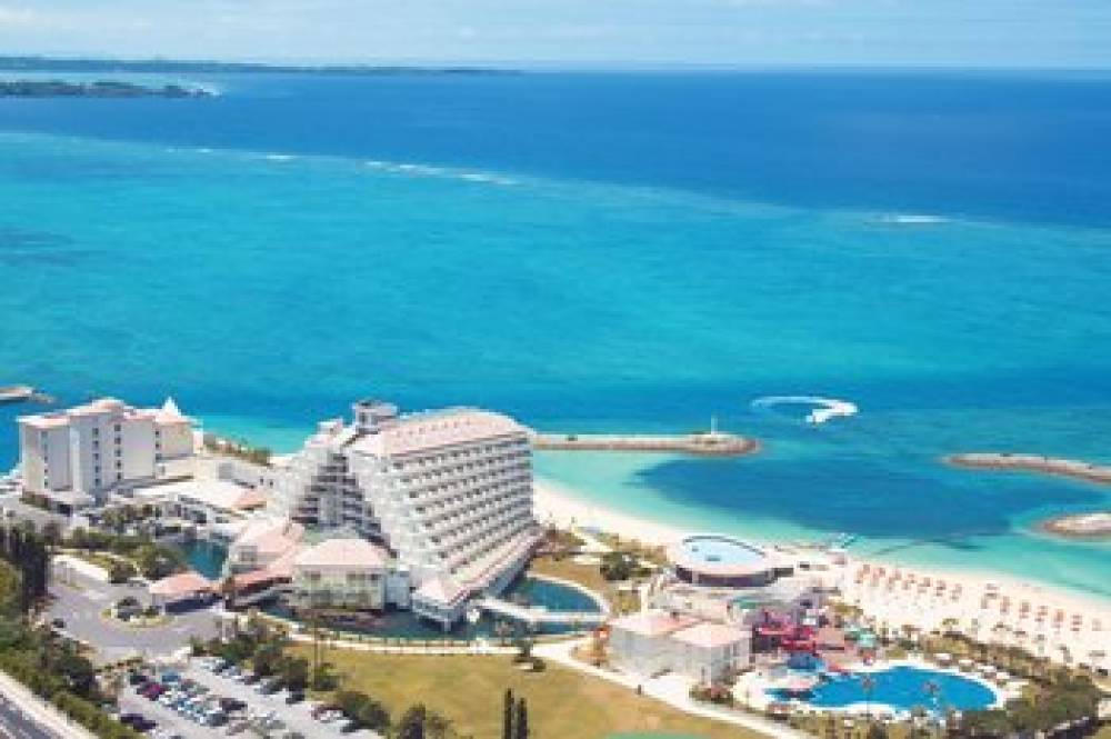 Sheraton Okinawa Sunmarina Resort 2