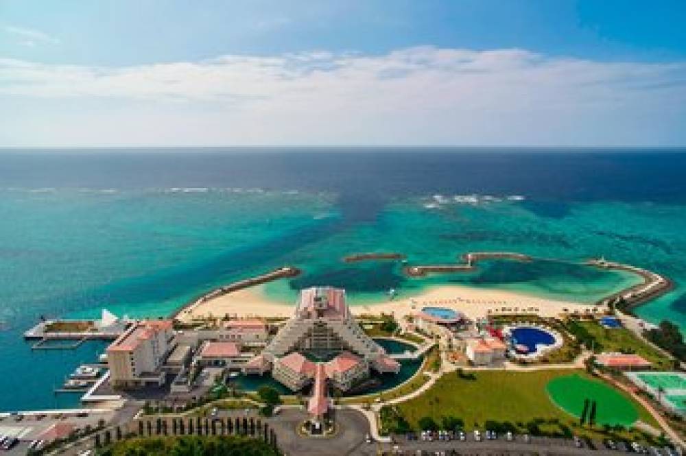 Sheraton Okinawa Sunmarina Resort 3