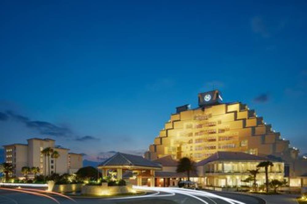 Sheraton Okinawa Sunmarina Resort 7