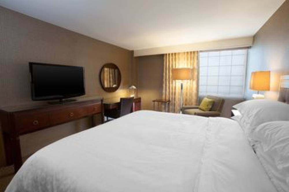 Sheraton Pittsburgh Airport Hotel 10