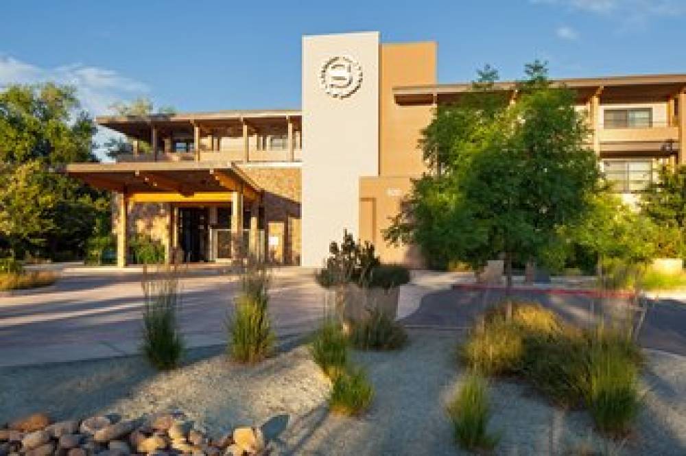 Sheraton Redding Hotel At The Sundial Bridge 1