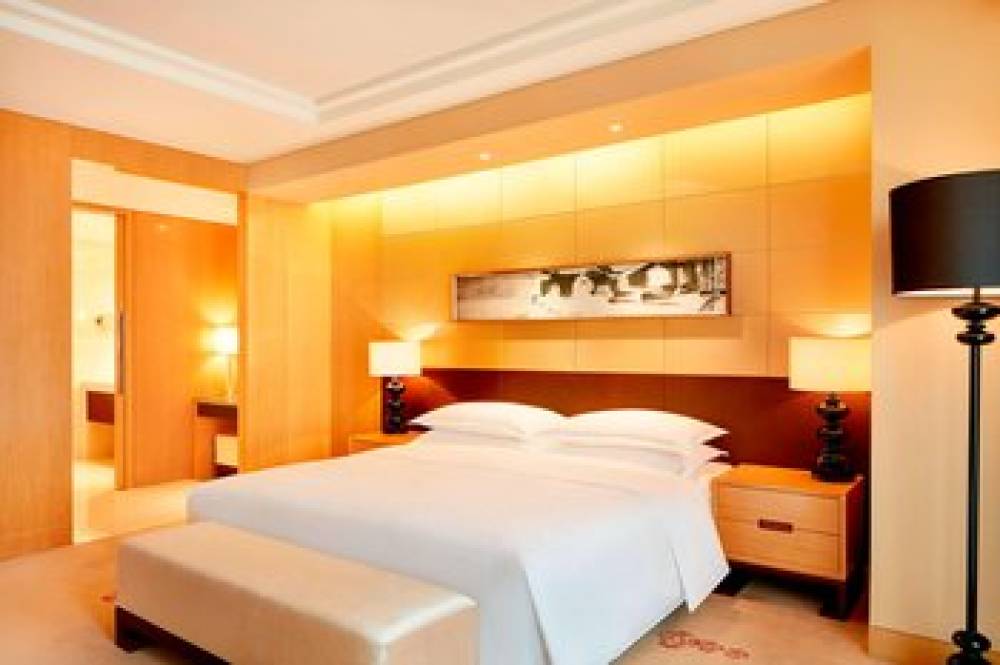 Sheraton Wuxi Binhu Hotel 8