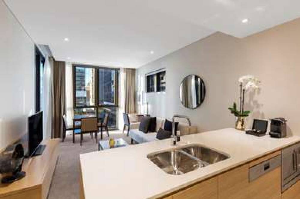 SKYE SUITES SYDNEY 5