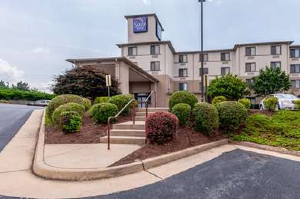 SLEEP INN AND SUITES HARRISONBURG N 4