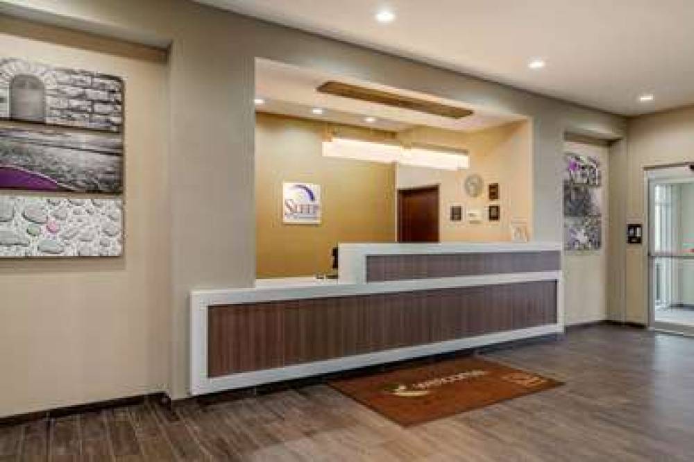 SLEEP INN AND SUITES HOUSTON 3