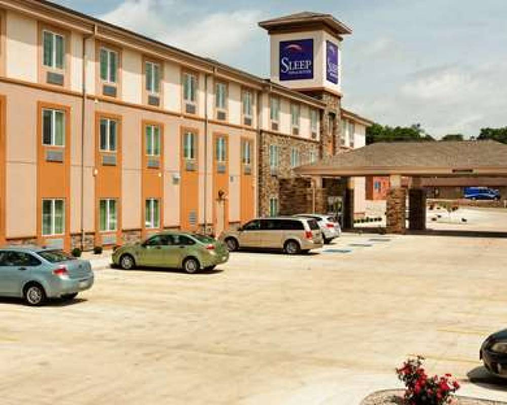 SLEEP INN AND SUITES 3