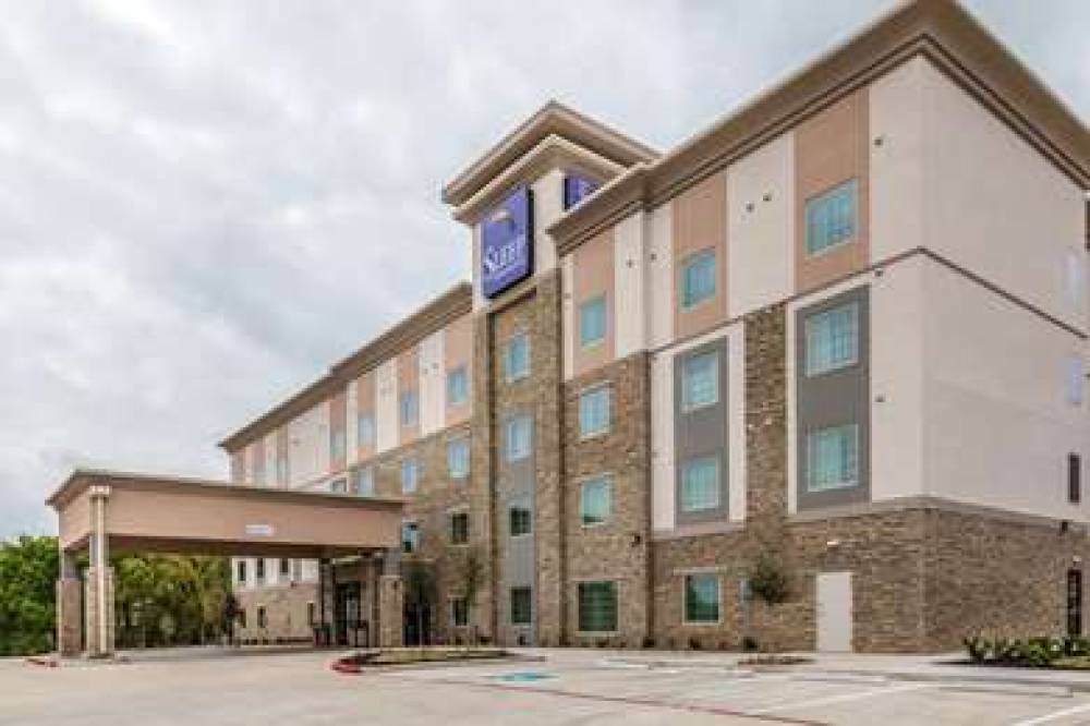 SLEEP INN AND SUITES 3