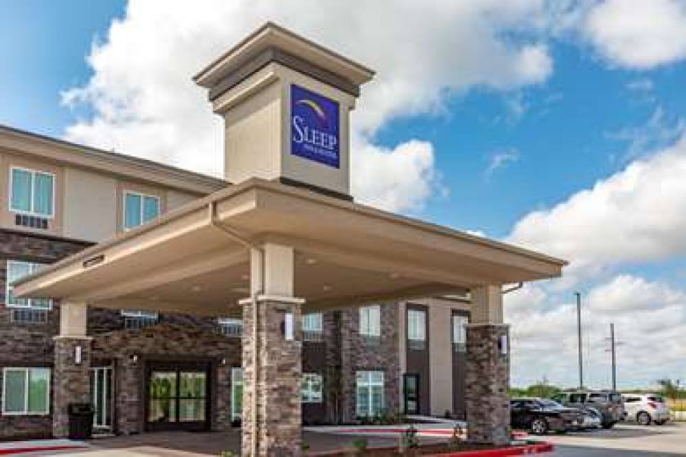 SLEEP INN AND SUITES 2