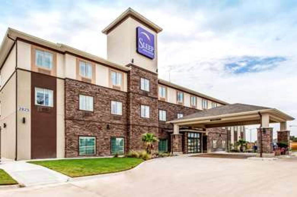 SLEEP INN AND SUITES 1