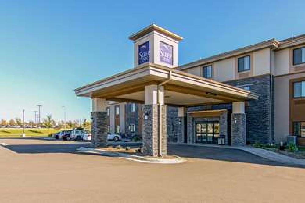 SLEEP INN AND SUITES WEST-NEAR MEDI 1