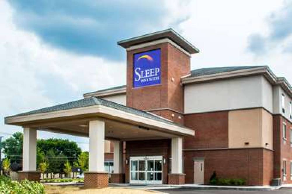 SLEEP INN & SUITES AIRPORT 2