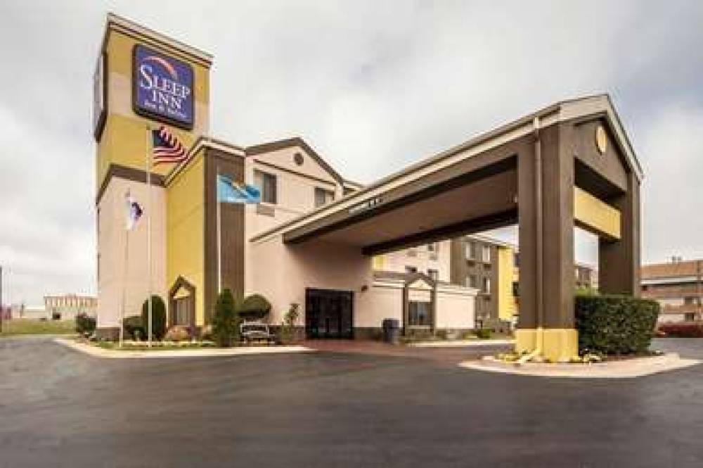 Sleep Inn & Suites Central/I 44