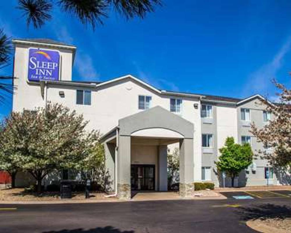 Sleep Inn & Suites Davenport - Quad Cities 2