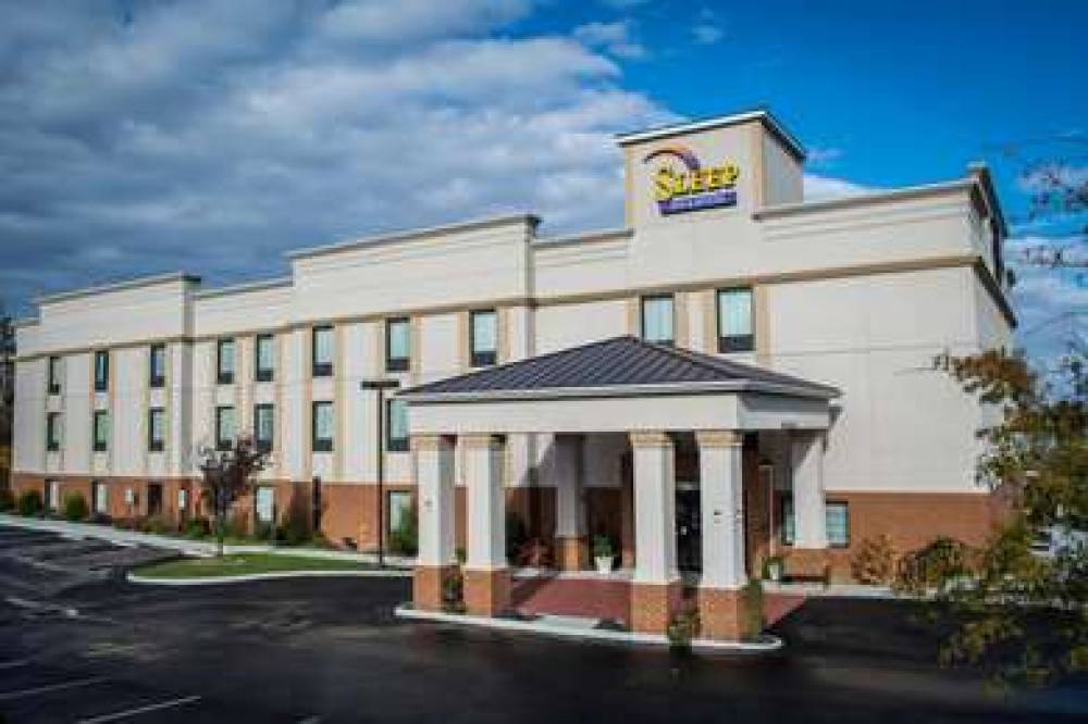 Sleep Inn & Suites Harbour Pointe 2