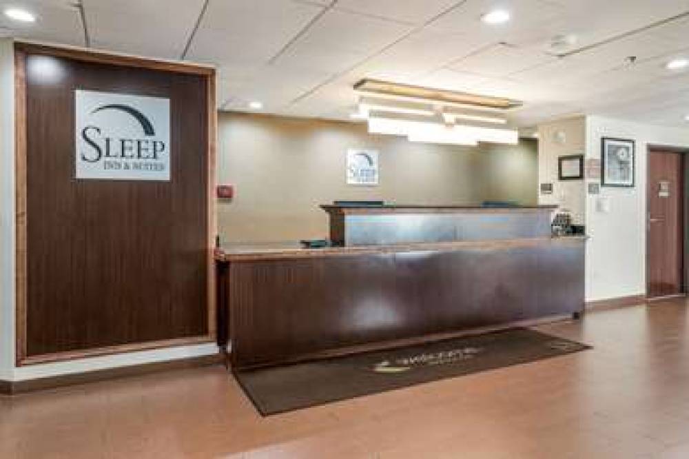 Sleep Inn & Suites Jacksonville Near Camp Lejeune 2