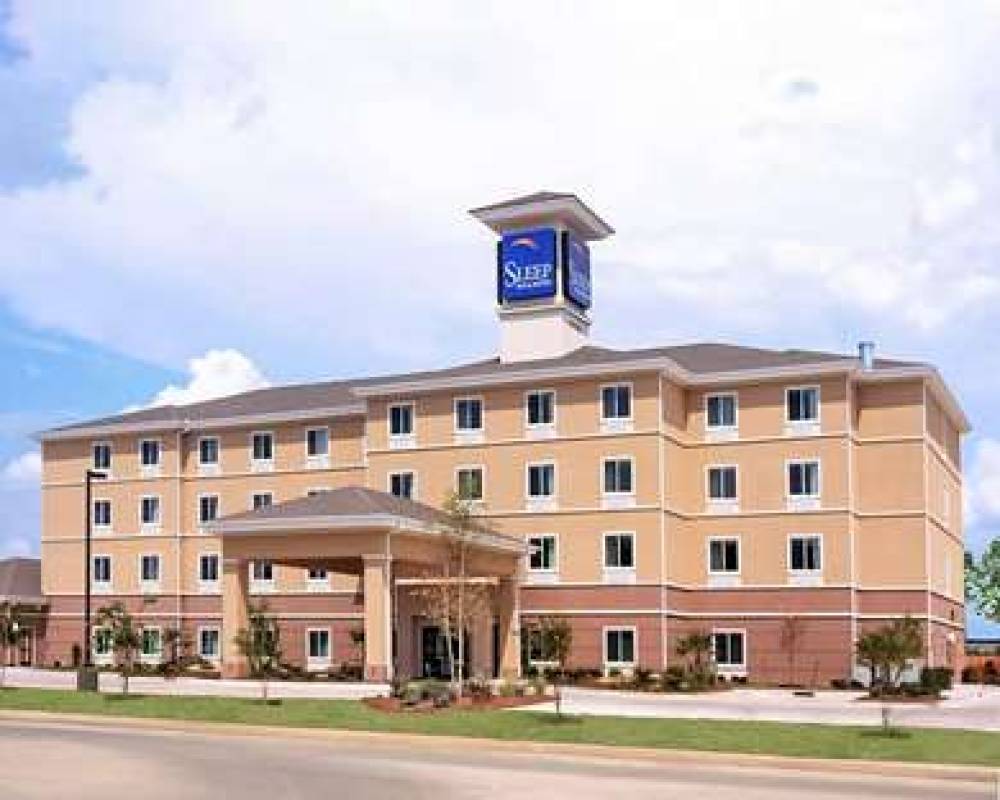 Sleep Inn & Suites Medical Center 3