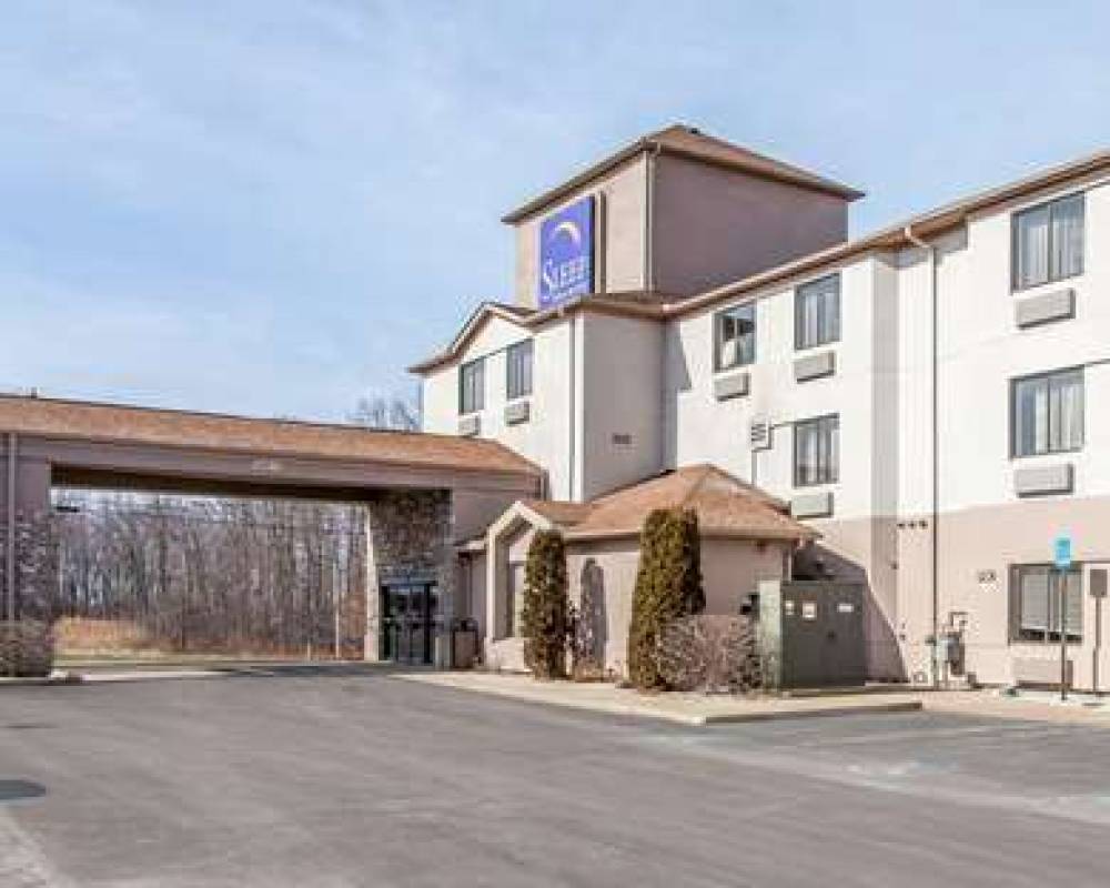 Sleep Inn & Suites Near I-90 And Ashtabula 2