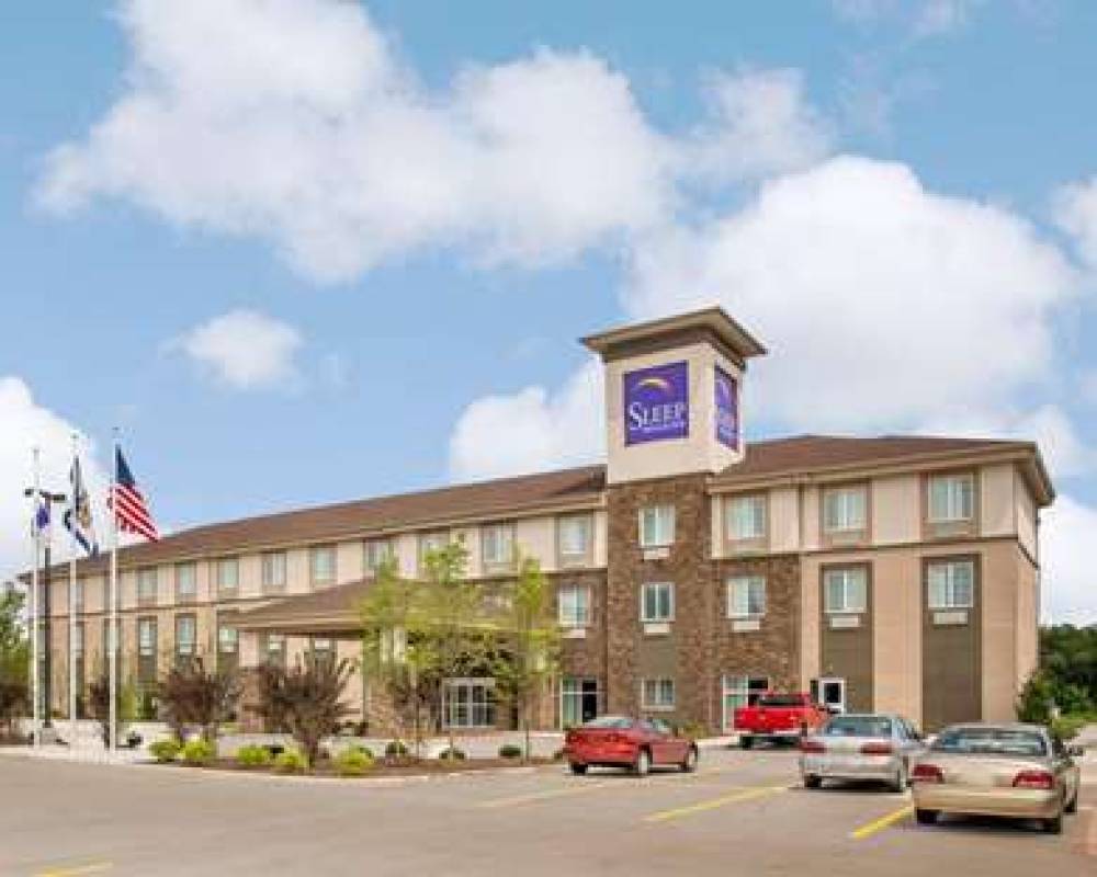 SLEEP INN & SUITES PARKERSBURG-MARI 2