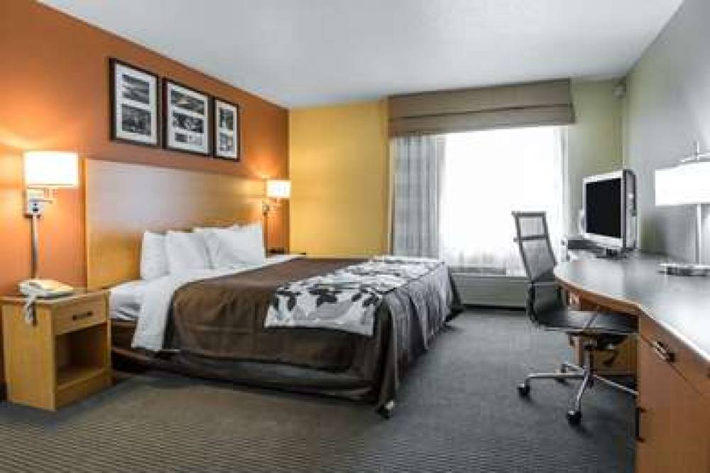 Sleep Inn & Suites Sheboygan I-43 8