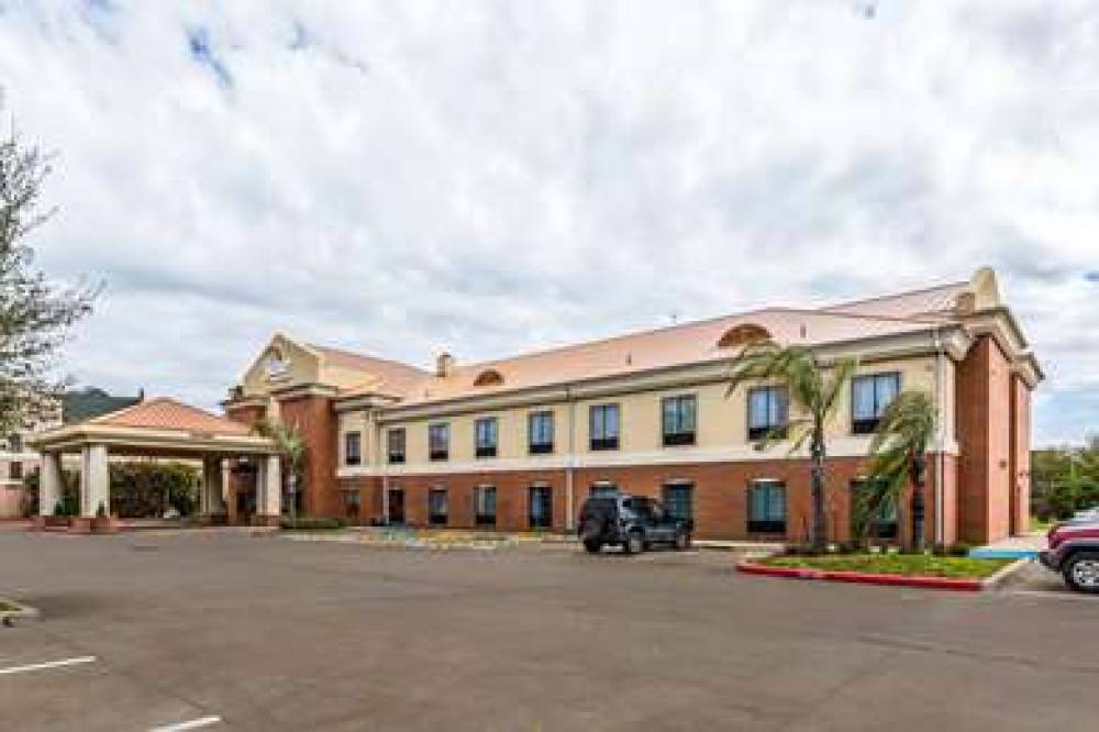 Sleep Inn & Suites Stafford - Sugarland 3