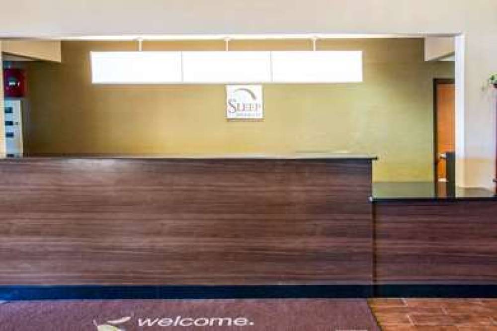 Sleep Inn & Suites 5