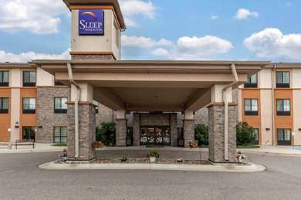 Sleep Inn & Suites