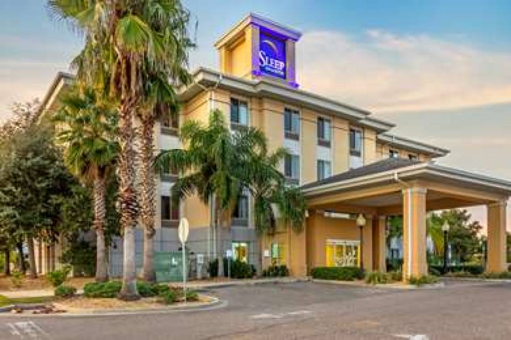 Sleep Inn & Suites 1