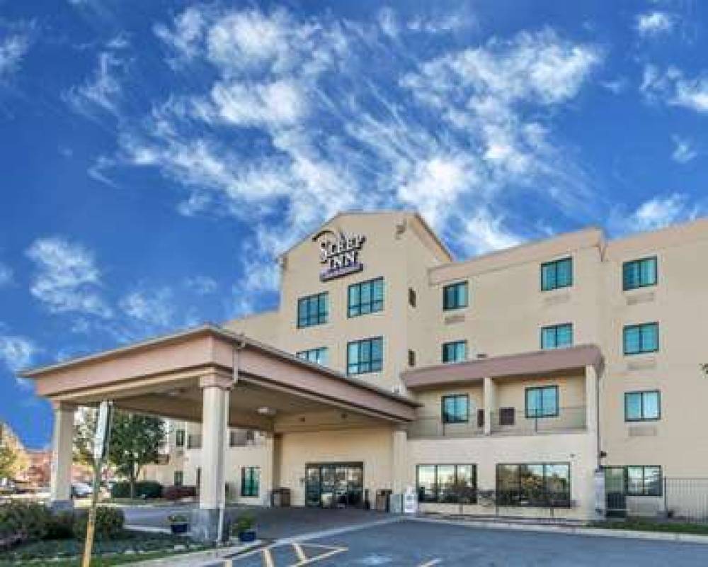 Sleep Inn & Suites 2