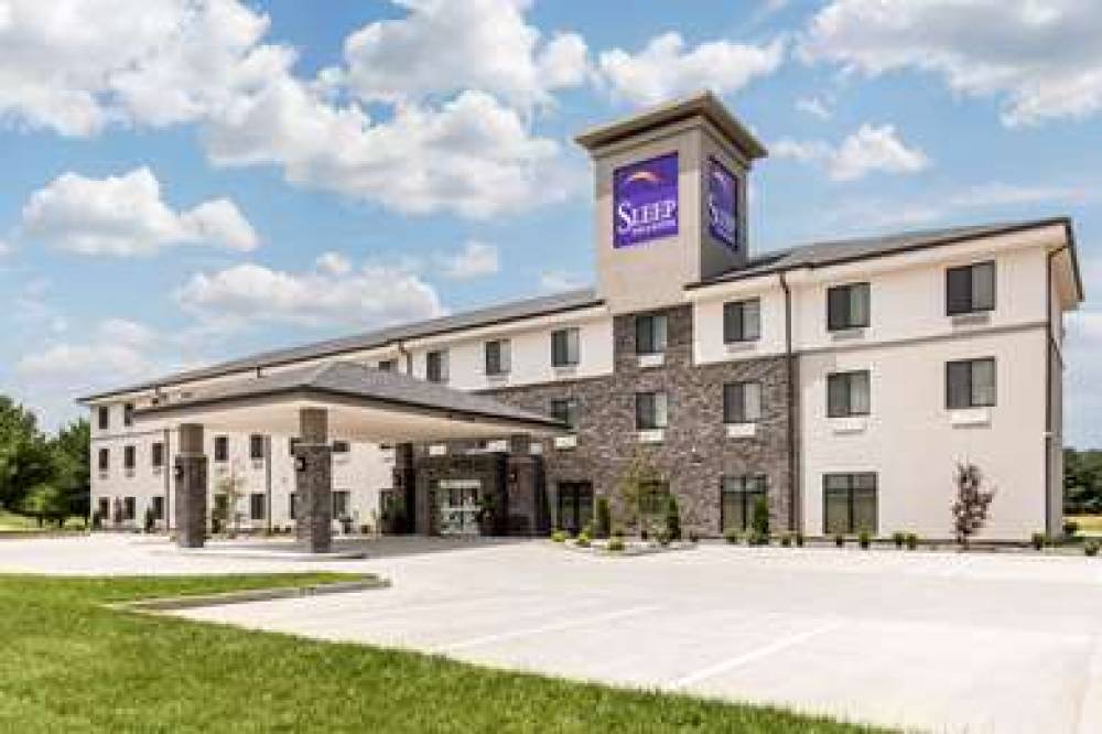 SLEEP INN & SUITES 1