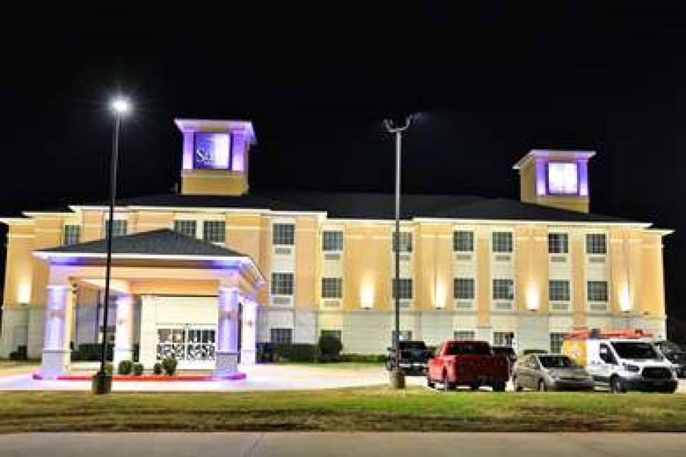 Sleep Inn & Suites University