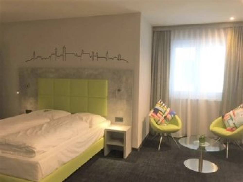 SLEEPYSLEEPY HOTEL DILLINGEN 5