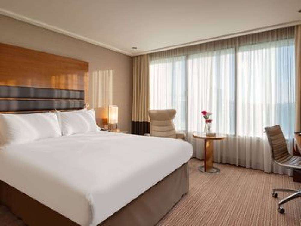 Sofitel London Heathrow 5