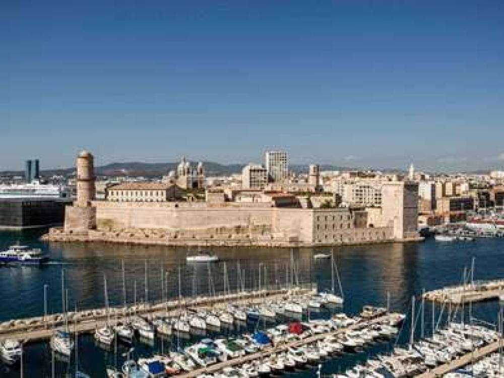 Sofitel Marseille Vieux-Port 1