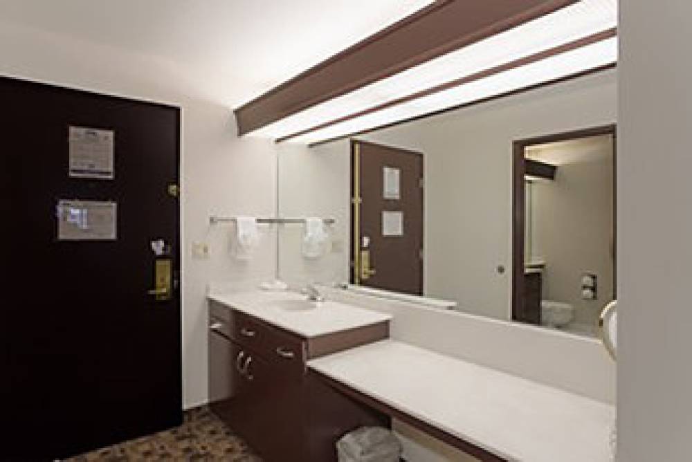 Sojourn Suites Portland Airpor 8