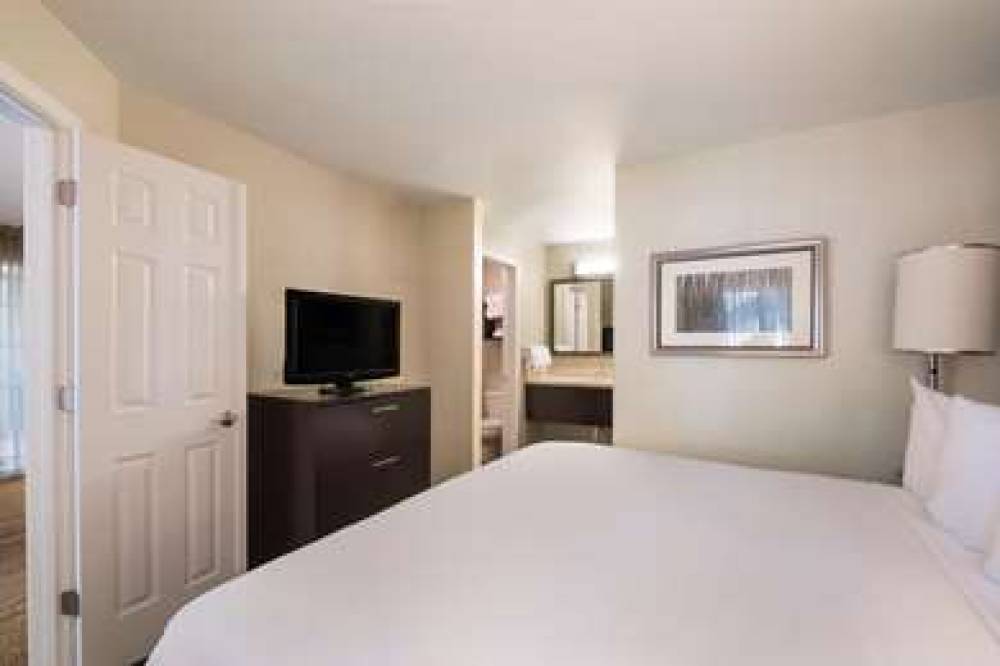 SONESTA ES SUITES DULLES 10